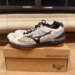 Mizuno Wave Rally Indoor Volleyball Shoes Black White